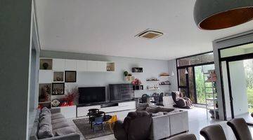 Gambar 4 Dijual Cepat Rumah 2 Lantai Bagus Furnished SHM Di Crown Golf 