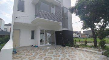 Gambar 1 Rumah Mewah 2lt 1M-an Taman Cimanggu Extension Free Custom Lay Out