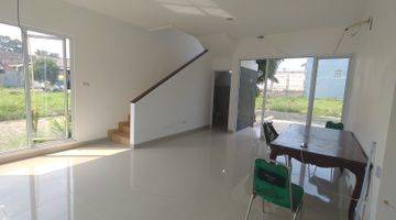 Gambar 3 Rumah Mewah 2lt 1M-an Taman Cimanggu Extension Free Custom Lay Out