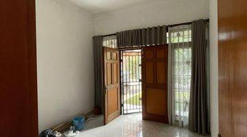 Gambar 5 Jual Rumah Terawat Singgasana 