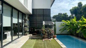 Gambar 1 Rumah Mewah Bangunan 2 Lantai Private Pool di Bangka Kemang