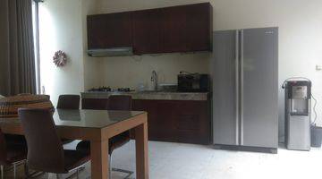 Gambar 3 Town House Kemang Area Modern Style With Private Pool