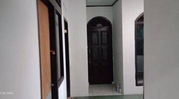 ruang keluarga rumah kos aktif area ums