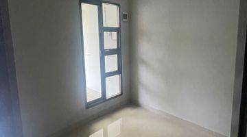 Gambar 4 Rumah  Semi Furnished Baru & Cakep di Sewakan Bintaro Jaya