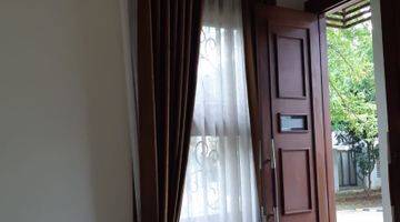 Gambar 2  Rumah  Bagus Disewakan  Semi Furnished di Bintaro Jaya , Bintaro