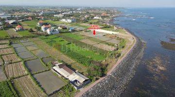 Gambar 1 Tanah Beachfront Di Pantai Ketewel Lebar Pantai 65 Meter