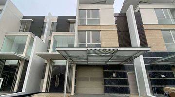 Gambar 1 Disewakan cepat rumah mewah The Mozart Signature Golf Island PIK