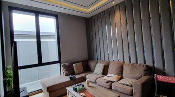 Gambar 2 Rumah Mewah Furnished With Private Poo Dan Lift Di Lyndon Navapark BSD City Tangerang