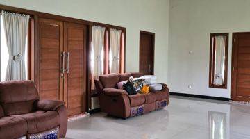 Gambar 5 Rumah mewah siap huni lengkap dengan furniture di jajar solo