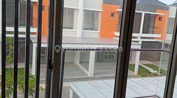 kamar tidur rumah pik2 cluster south magenta