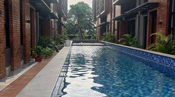 Gambar 1 Kemang - Jual Cepat 4,9 Milyar, Town House Di Kemang Raya , Rumah Baru Semi Furnished 