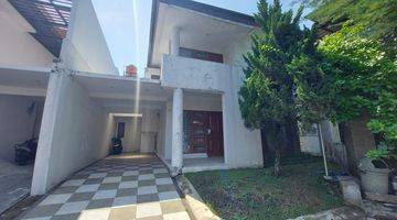 Gambar 1 Rumah 2lantai Shm Semi Furnished Di Cigadung Dago Bandung Kota