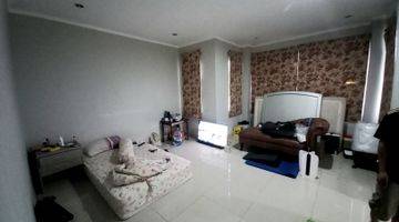 Gambar 1 Dijual Rumah di Perumahan Puri Sriwedari, Cibubur