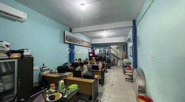 foto lainnya dijual ruko 3,5 lantai siap