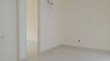 ruang keluarga dijual rumah minimalis modern grand