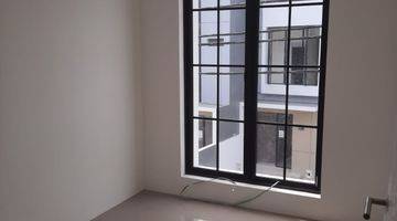 kamar tidur disewakan rumah baru minimalis regency