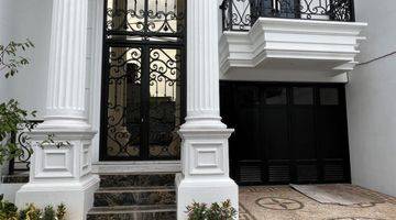 garasi/carport rumah mewah european classic konsep