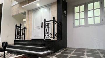 garasi/carport rumah modern minimalis siap huni