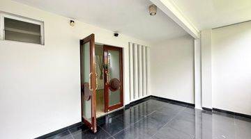 Gambar 2 Rumah Minimalis Modern At Cluster De Park Bsd 