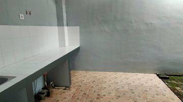 Gambar 3 Rumah Bagus, Unfurnished, Sertifikat SHM di Serpong Garden Green River, Tangerang