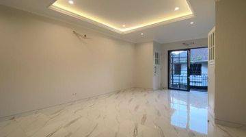 Gambar 5 Town House Di Swarnabhumi Residence Hunian Mewah Cilandak