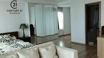 Gambar 5 Dijual Apartemen Hamptons Park Tipe 3 Kamar Kondisi Furnished di Pondok Indah