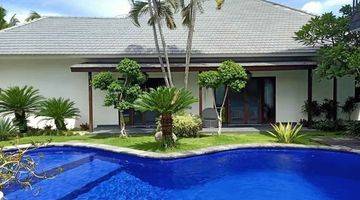 Gambar 1 Villa di pantai berawa, Canggu Bagus Furnished SHM - Sertifikat Hak Milik