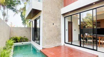 Gambar 1 Dijual Freehold Villa Baru di Munggu, Munggu