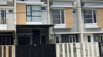 Gambar 2 Dijual rumah baru 2lanti royal paka gunung anyar Surabaya Timur 