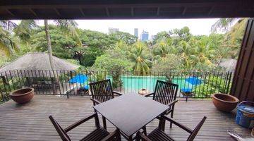 kolam renang beautiful unit with balcony overlooking