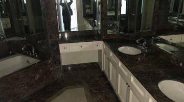 kamar mandi modern fully furnished unit with