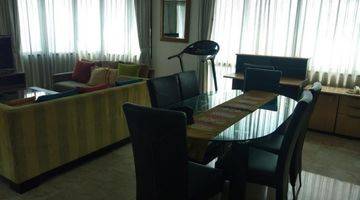 ruang keluarga comfortable unit with nice two