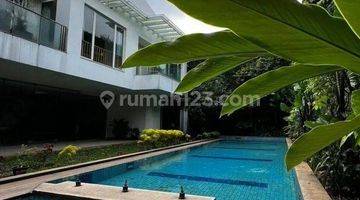 Gambar 2 Rumah Di Simprug Golf Patal Senayan Lux