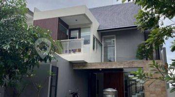 Gambar 2 Jual Rumah Langka Terawat Graha Family Blok Depan