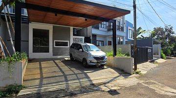 Gambar 2 Rumah Modern Dalam Cluster One Gate Di Pondok Bambu Duren Sawit Jakarta Timur 