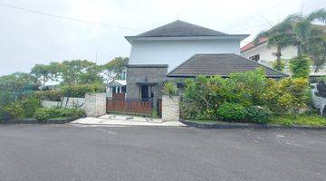 Gambar 1 Dijual Villa Mewah Lingkungan Premium Ada Kolam Renang di Taman Mumbul, Nusa Dua