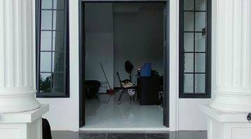 tampak depan cluster 2 lantai modern classic