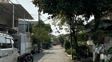 Gambar 2 Rumah Tua Bojong Indah Hitung Tanah 150m