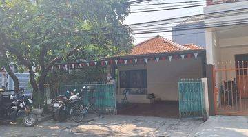 Gambar 4 Rumah 1 Lantai Hoek Hitung Tanah,lokasi Ok di Kelapagading Permai