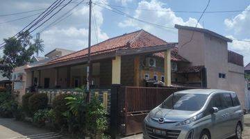 Gambar 5 Rumah 2 Lantai Bagus Semi Furnished SHM di Pondok Gede, Depok