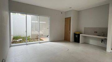 Gambar 3 Rumah 2 Lantai Bagus Semi Furnished SHM di Mazenta Residence, Tangerang Selatan