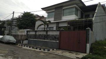 tampak depan rumah murah 2 lantai siap