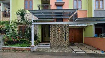 tampak depan rumah baru di siaga pejaten