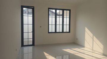 Gambar 4 A Brand New House Dengan Indoor S.Pool Di Bintaro Sektor 