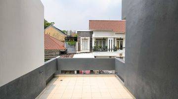 Gambar 2 Rumah Brand New Dgn Pool di Cluster Bintaro Sektor 9