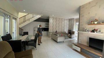 Gambar 2 Rumah Hook 2 Lantai Luas 210m² di Cluster S Real Estate Citra Indah