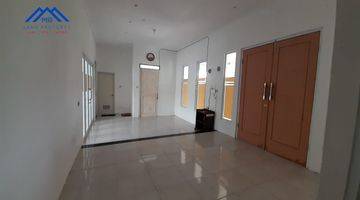 Gambar 3 Di Jual 2 Unit Rumah Di Citra Indah City Dengan Tiga Kamar Tidur Full Renovasi