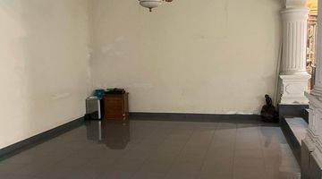 Gambar 4 Rumah Classic 2,5 Lantai di Sunter Agung Barat Semi Furnished