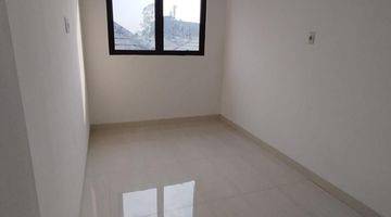 Gambar 3 Dijual Rumah Di Casa Jardin  3 Lantai Shm 