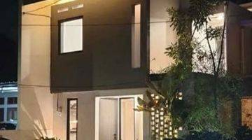 Gambar 1 Rumah 2 Lantai Sudah Renovasi di Cirendeu